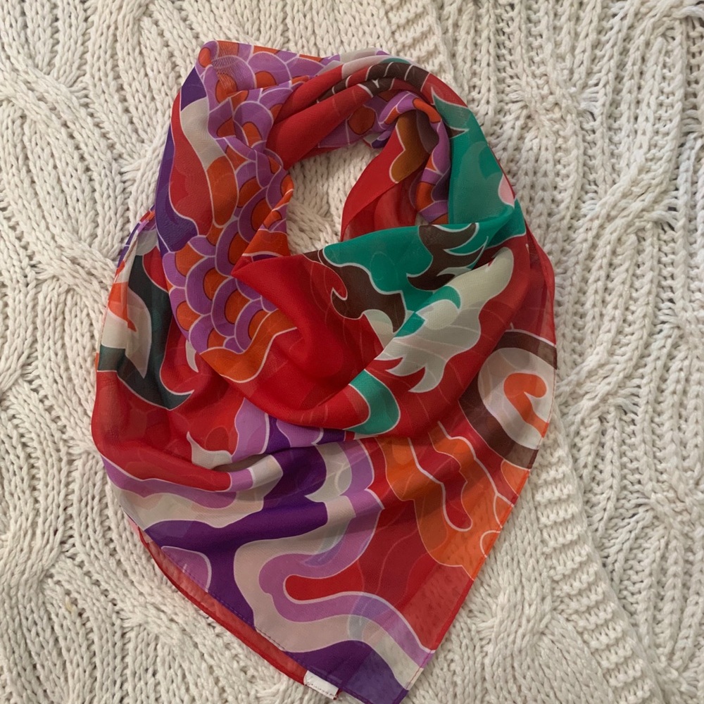 Scarf - Picture 3 of 4